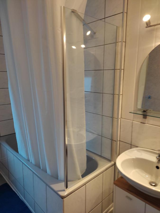 Gästezimmer Boxenstopp Veitsbronn Exteriör bild